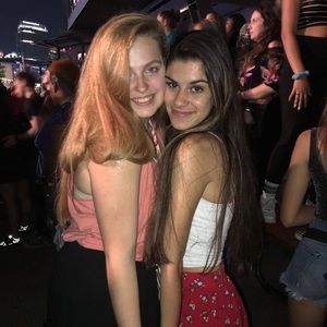 Meet your Posher, Isabelle